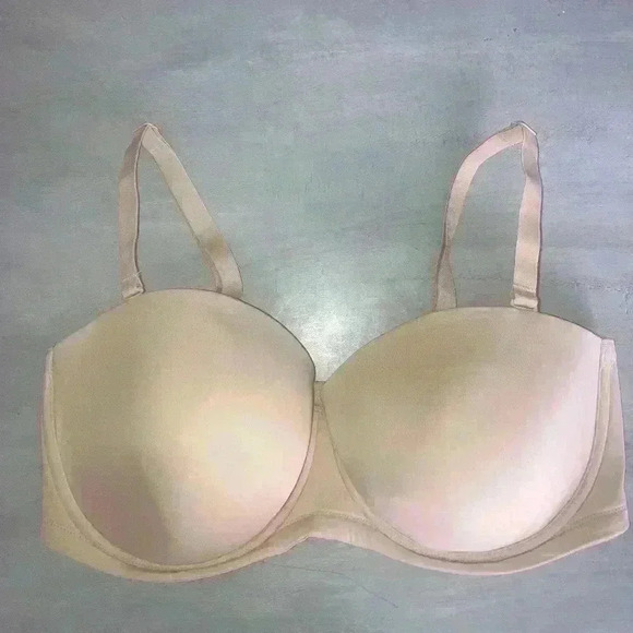 WACOAL 42DDD Classic Beige Underwire Bra PRISTINE! - Picture 7 of 7